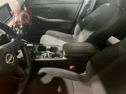 نیسان سێنترا